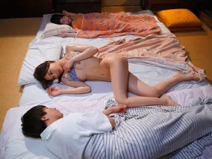 Thử nghiệm cắm trại ở nhà với anh kế trước khi sẵn sàng đi du lịch