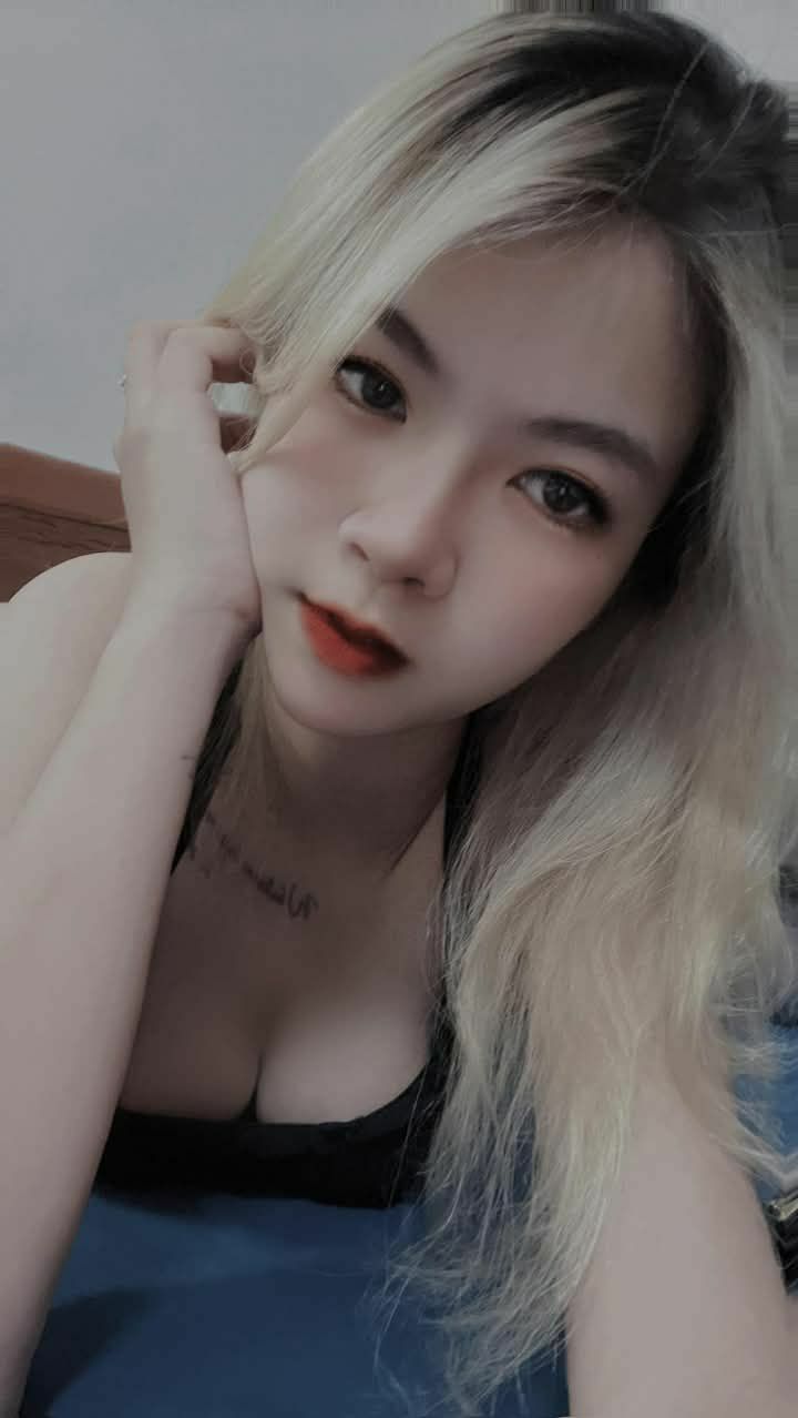 Tiểu yêu tinh xinh đẹp nhất bị anh cảnh sát vũ trang dùng sức mạnh lớn đánh úp, mã lực của hậu môn gần như bị phá vỡ